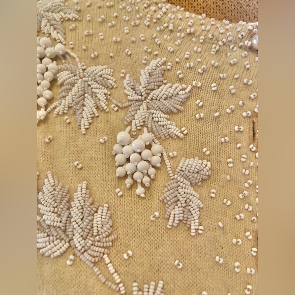 Gorgeous Vintage Gene Shelly Beaded Cardigan Sweater - Picture 2 of 10